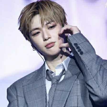 Recent activity shot of Kang Daniel