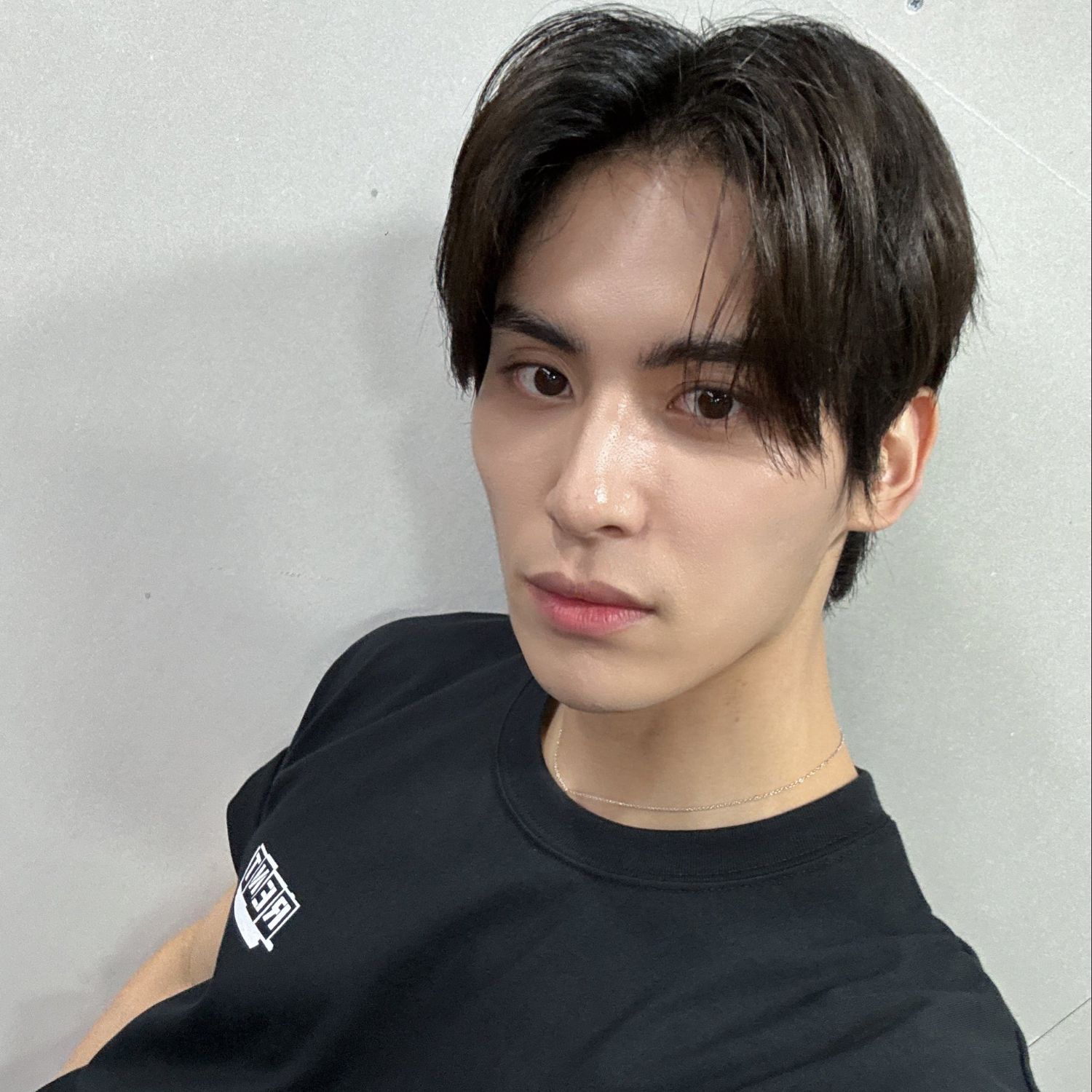 Latest photo of Taeyang (SF9)