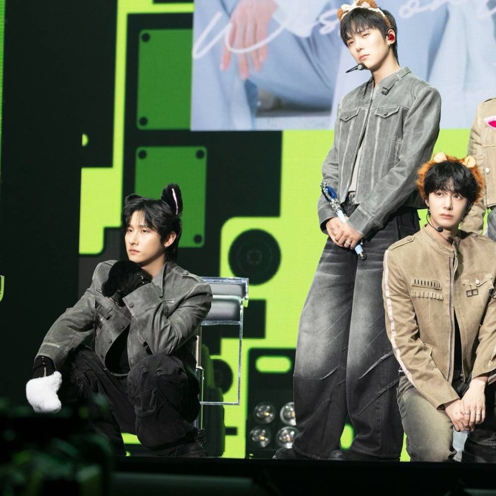 오늘 가장 핫한 케이팝 커뮤니티 피드