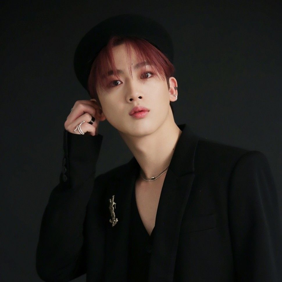 A moment captured by Kim Yohan (WEi)'s fan