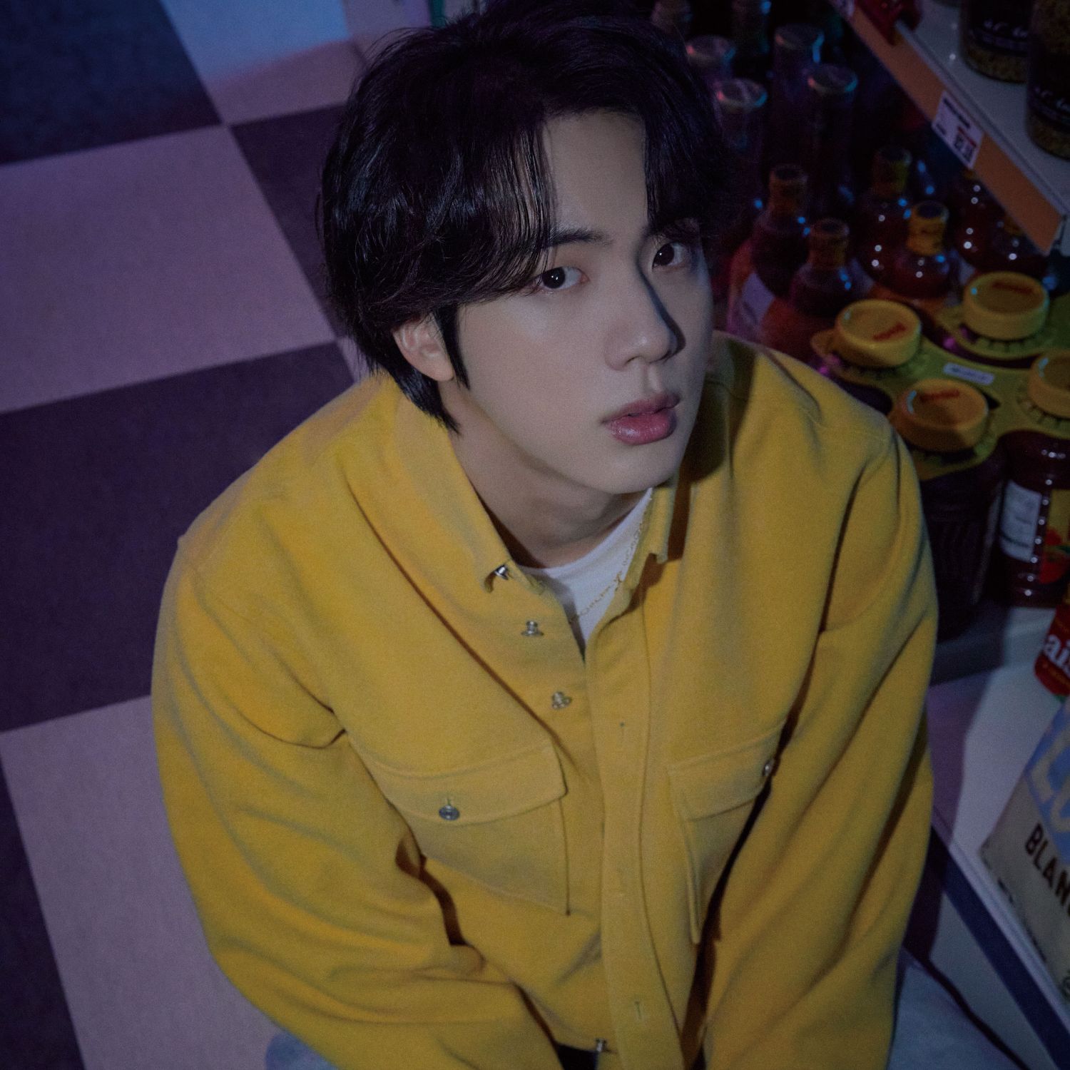 Behind-the-scenes cut of BTS