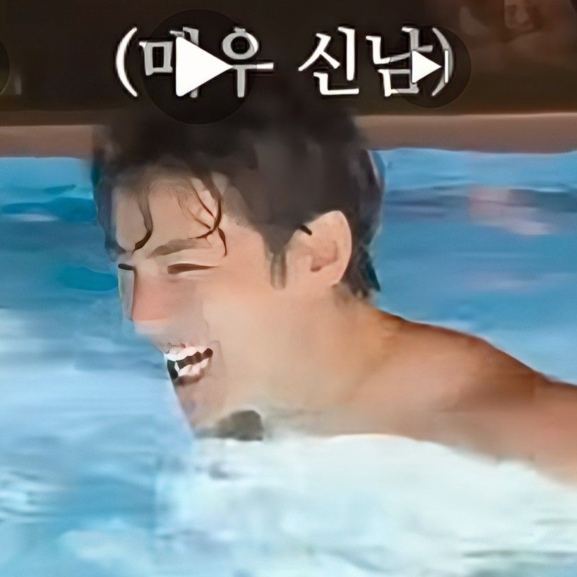 V (BTS)の最新写真