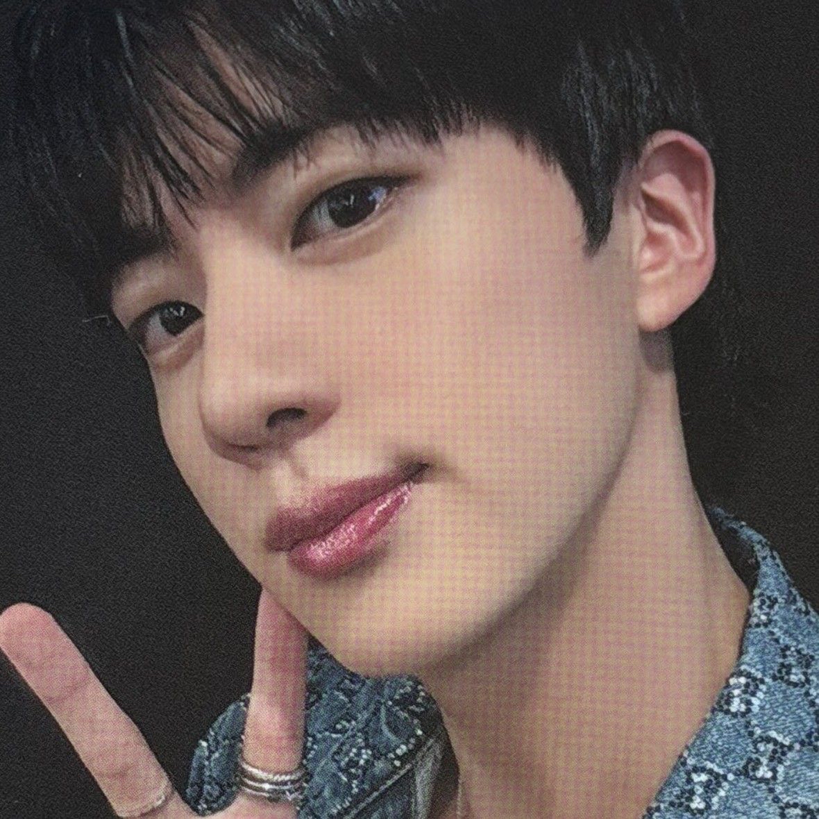 진 (방탄소년단)의 비하인드 컷