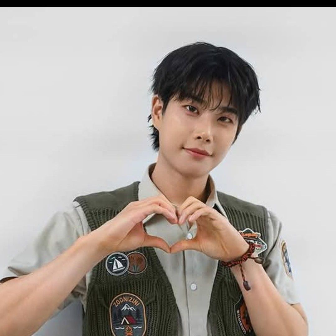 Latest photo of MJ (ASTRO)