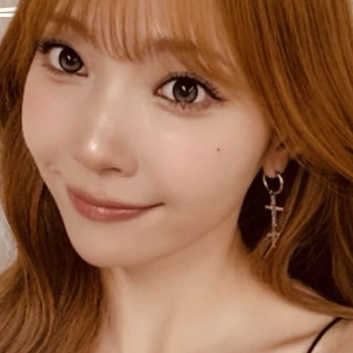 Recent activity shot of Mayuka (NiziU)