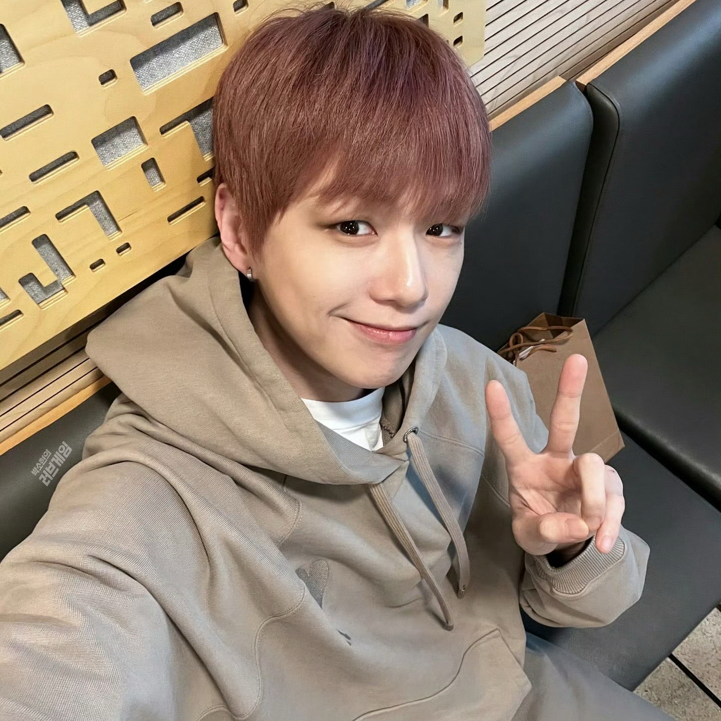 A moment captured by Kang Daniel's fan