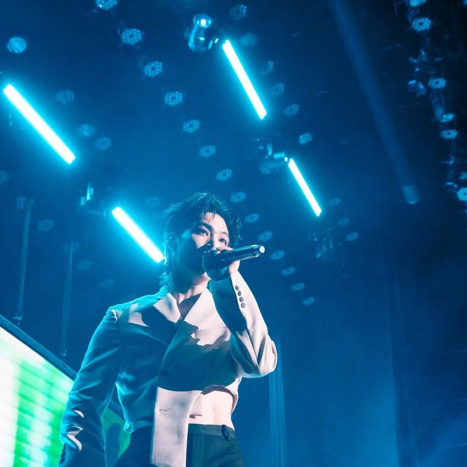 Behind-the-scenes cut of JAY B (GOT7)