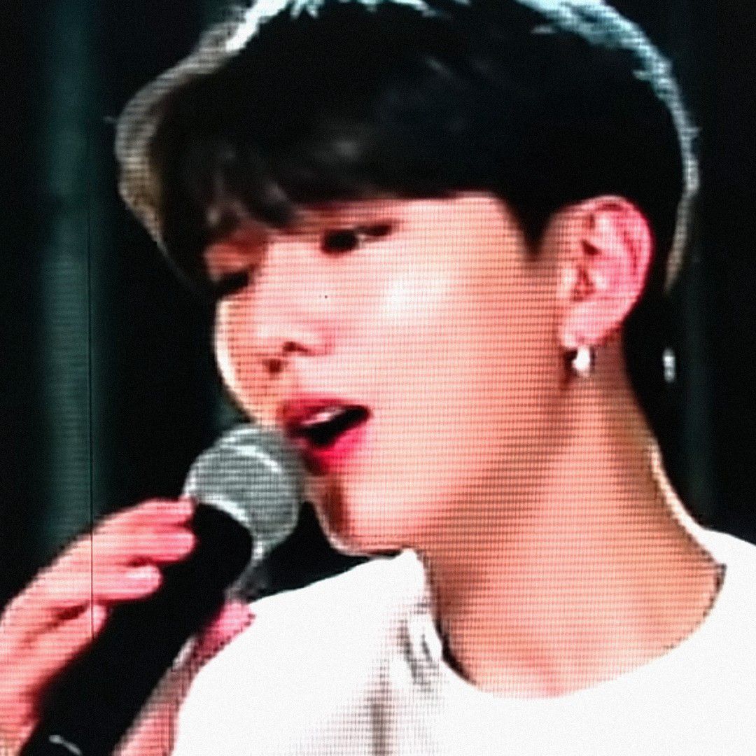 基賢 (MONSTA X)粉絲拍下的瞬間