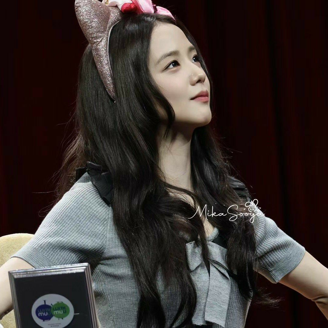 Latest photo of Jisoo (BLACKPINK)