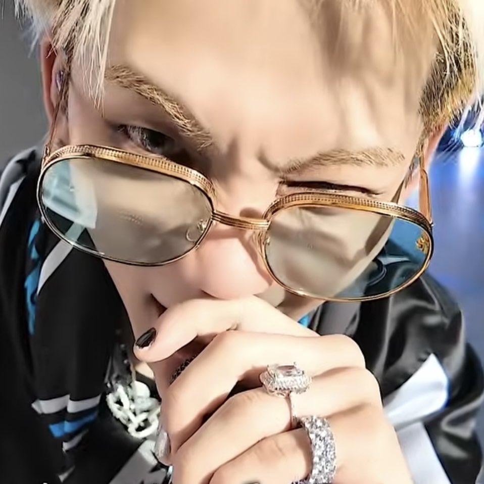 A moment captured by Choi Hyunsuk (TREASURE)'s fan