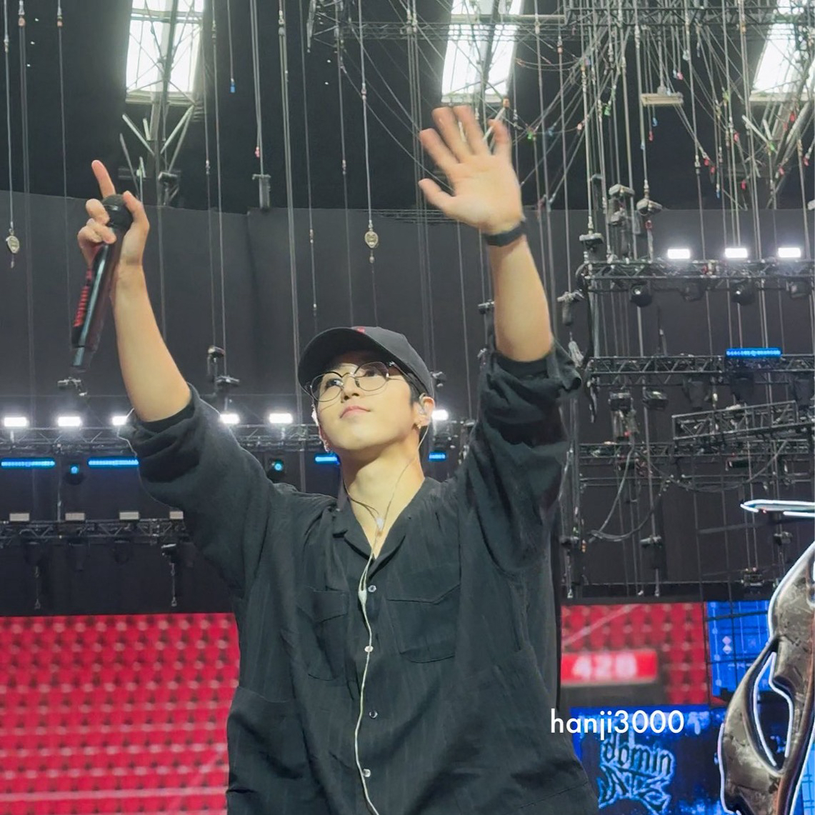 A moment captured by HAN (Stray Kids)'s fan
