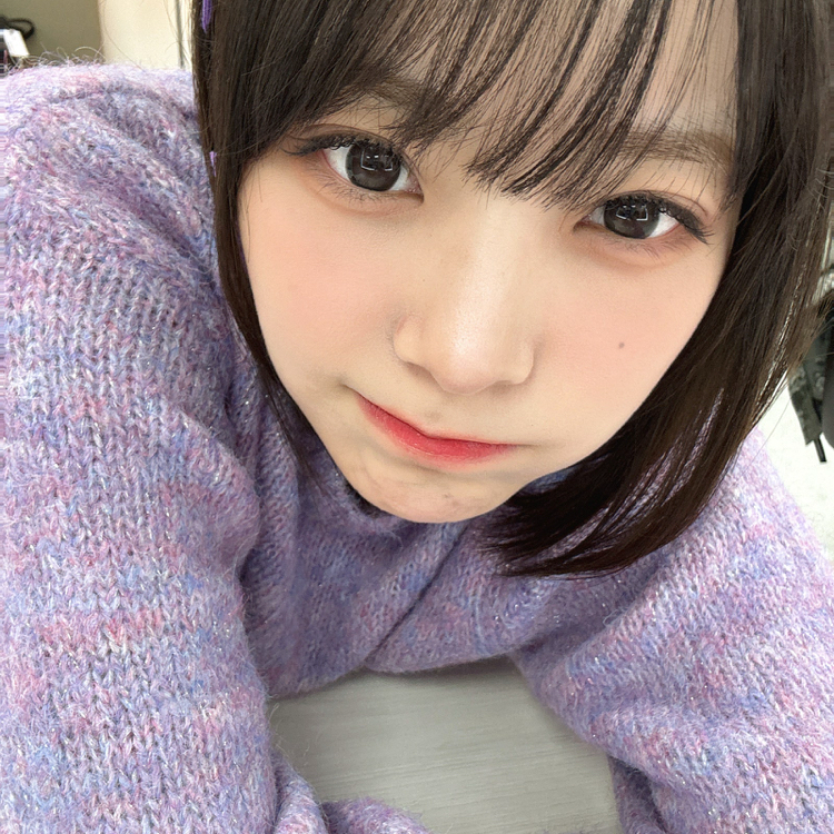 Behind-the-scenes cut of Siyeon (QWER)