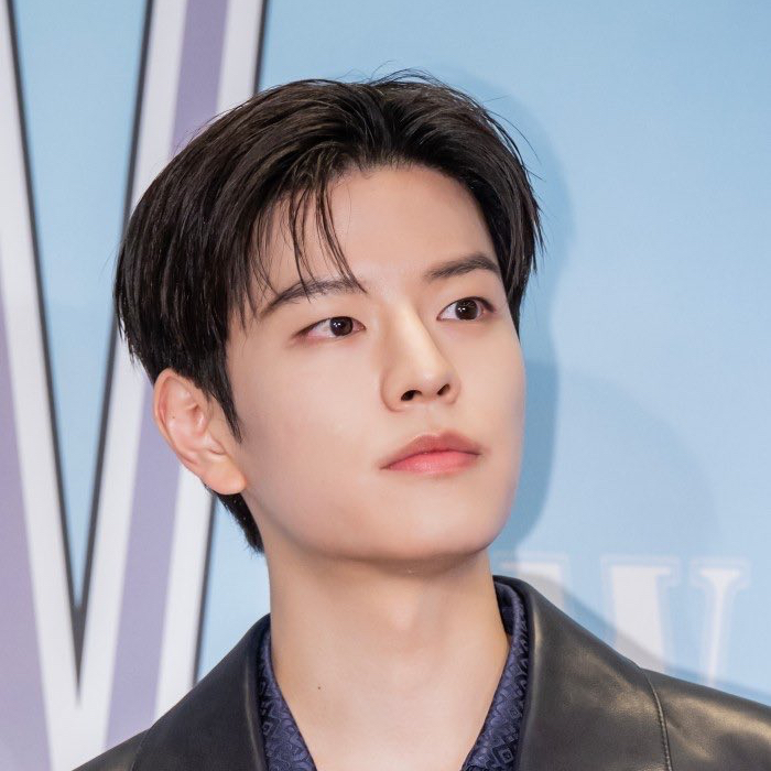 Latest photo of Seungmin (Stray Kids)