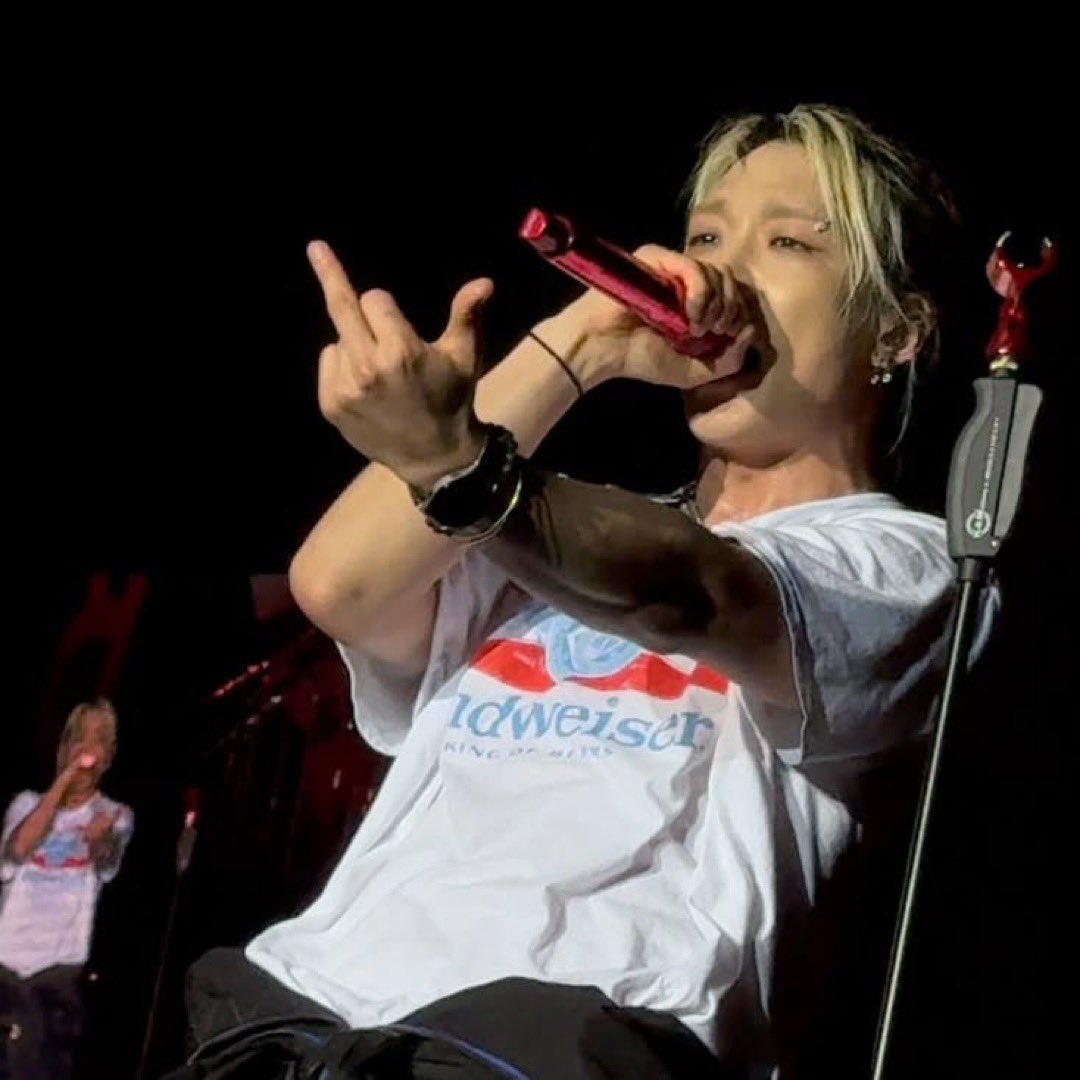 A moment captured by BOBBY (iKON)'s fan