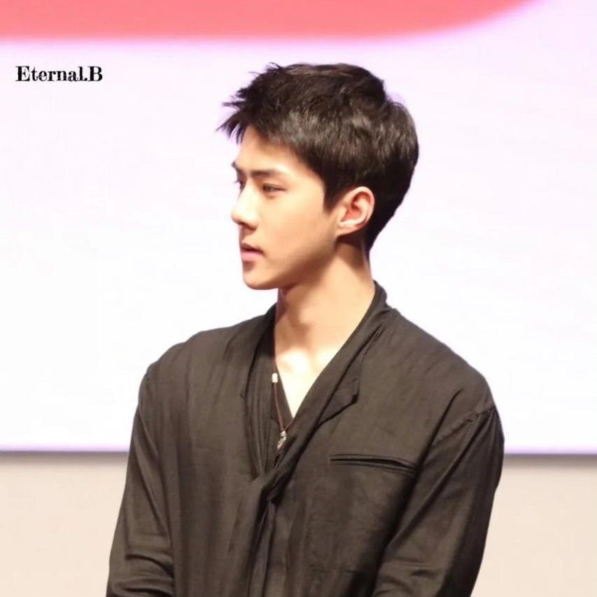 세훈 (EXO)의 비하인드 컷