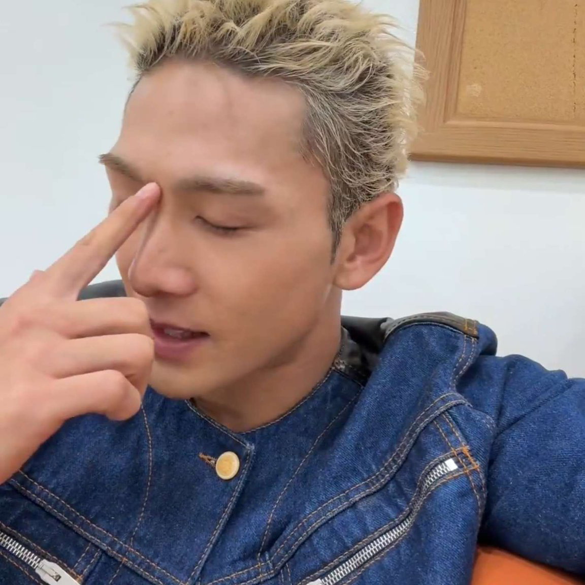 A moment captured by Baekho's fan