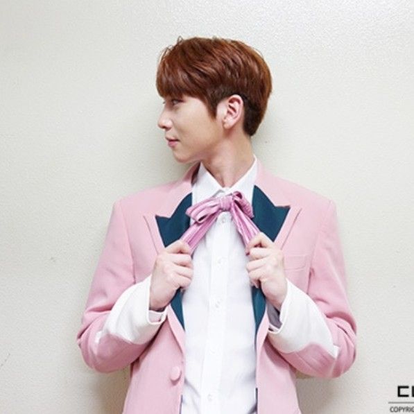 シンウォン (PENTAGON)の最近の活動写真