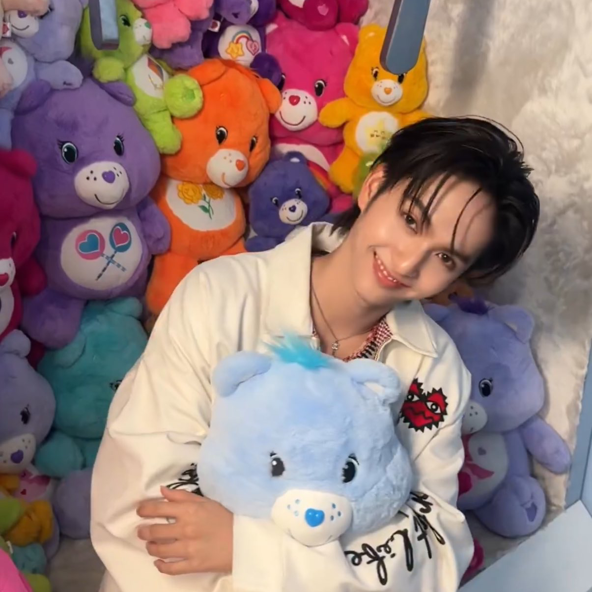 Recent activity shot of Copper (BUS)