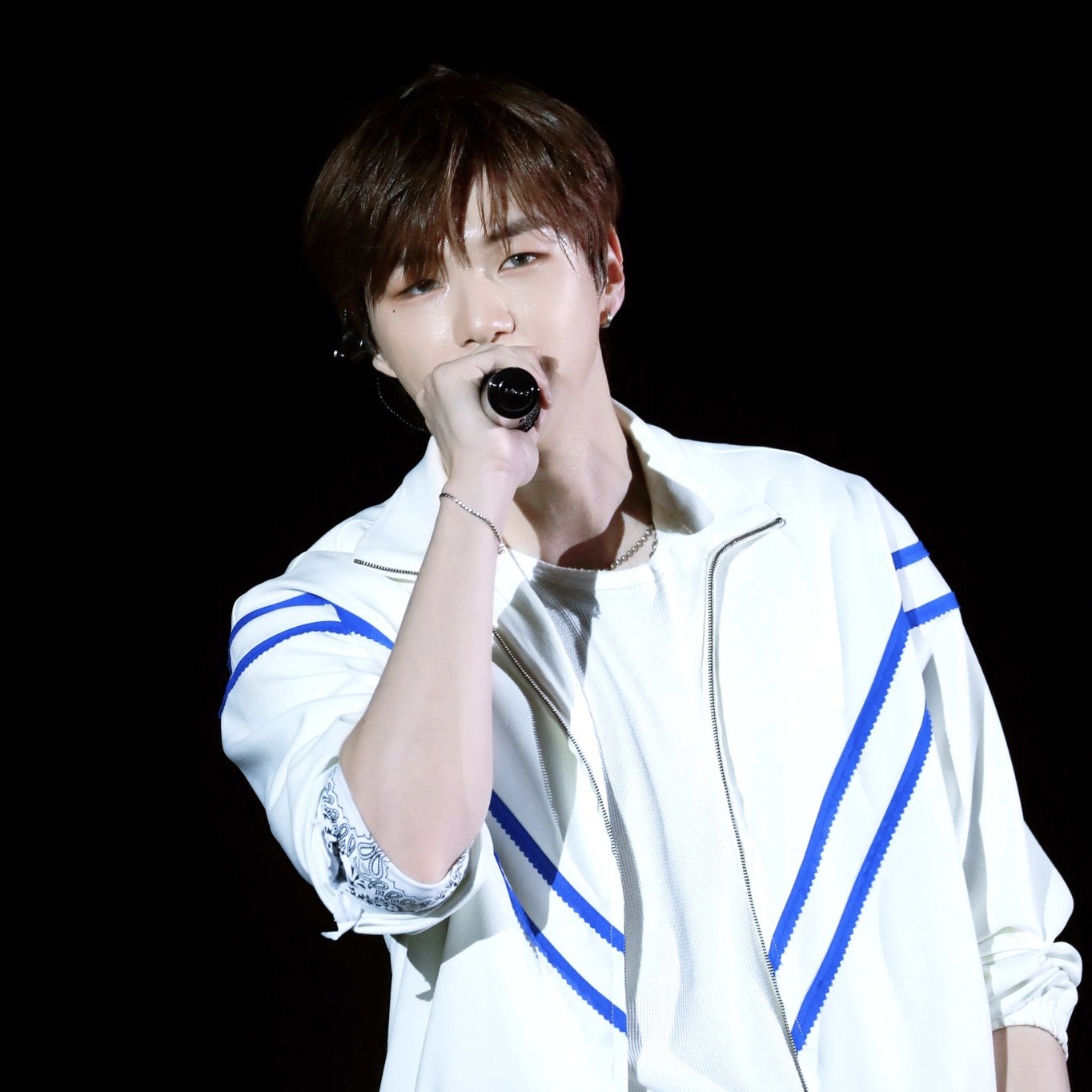 Latest photo of Kang Daniel