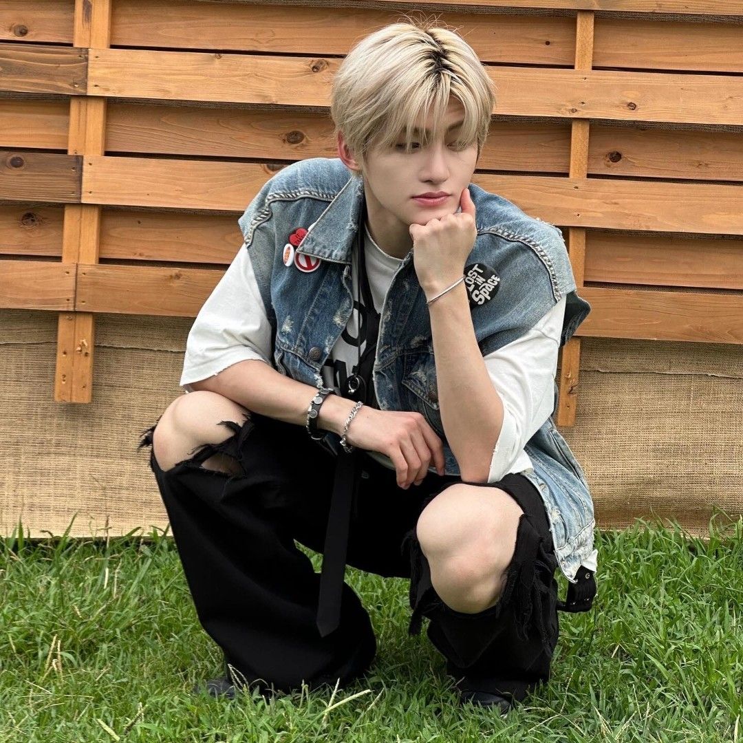 Latest photo of Jihoon (TWS)