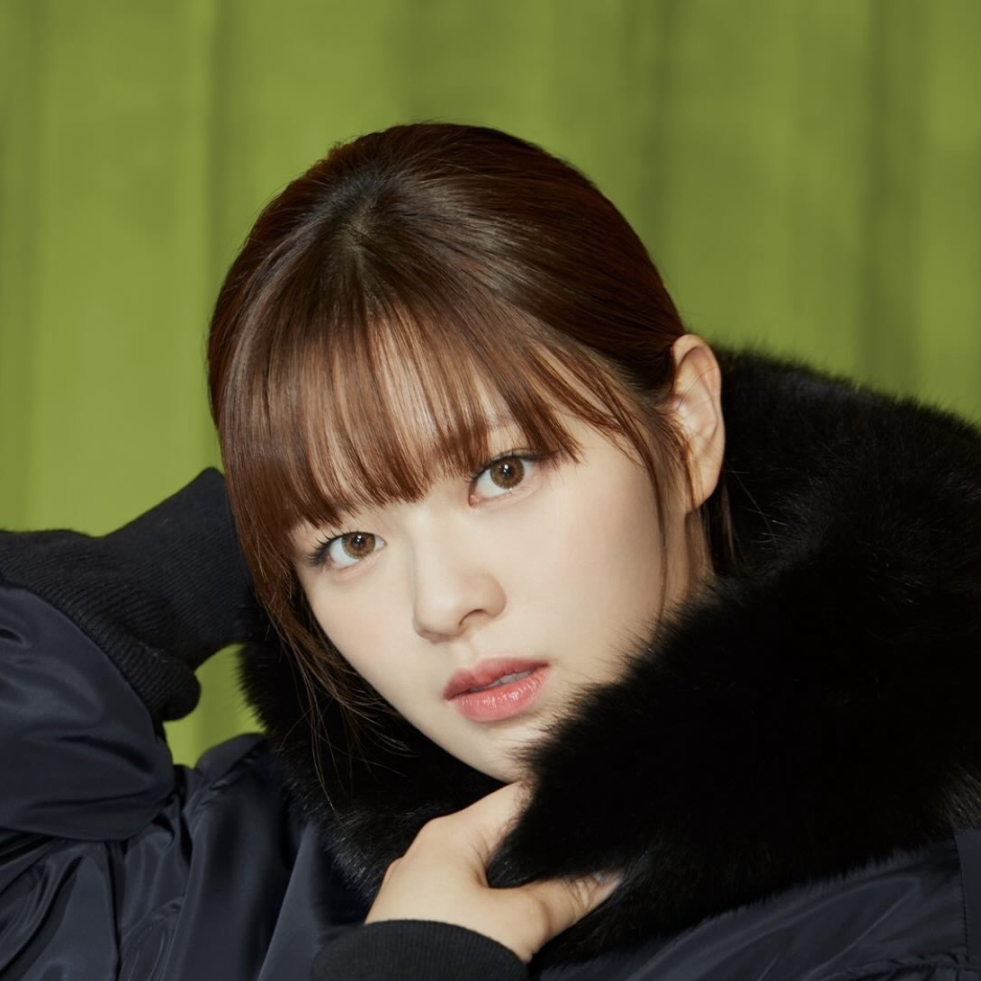 Latest photo of Jeongyeon (TWICE)
