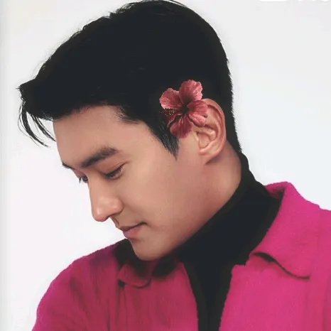 Behind-the-scenes cut of Siwon (Super Junior)