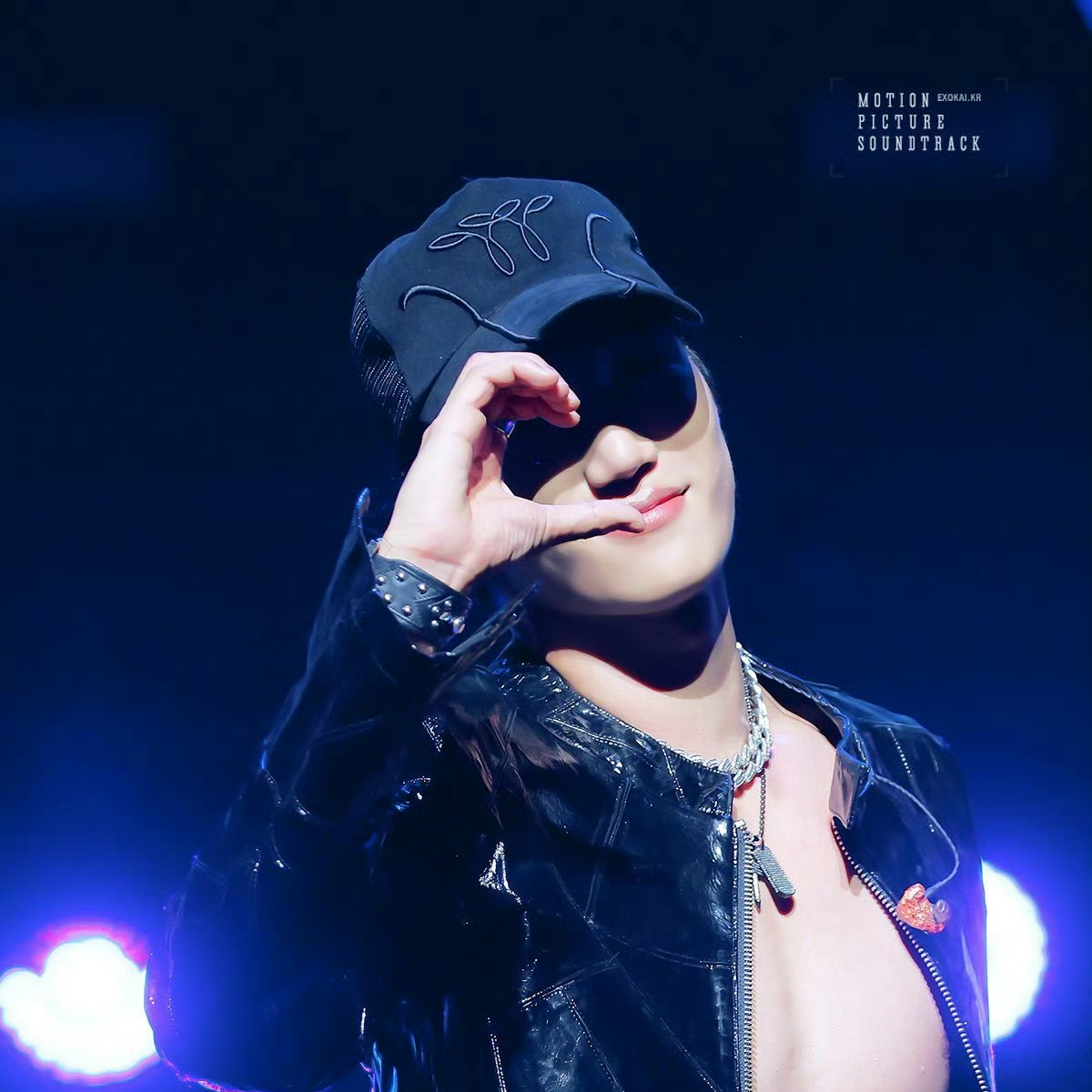 Kai (EXO)的最新照片