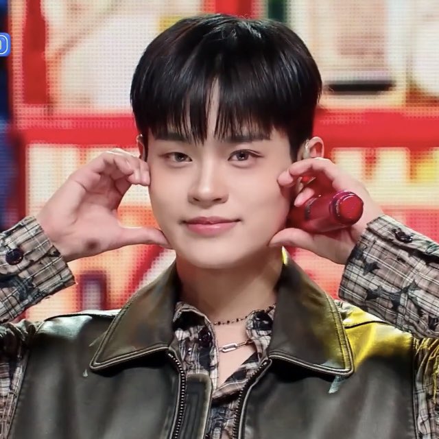 이대휘 (AB6IX) 최근 활동샷