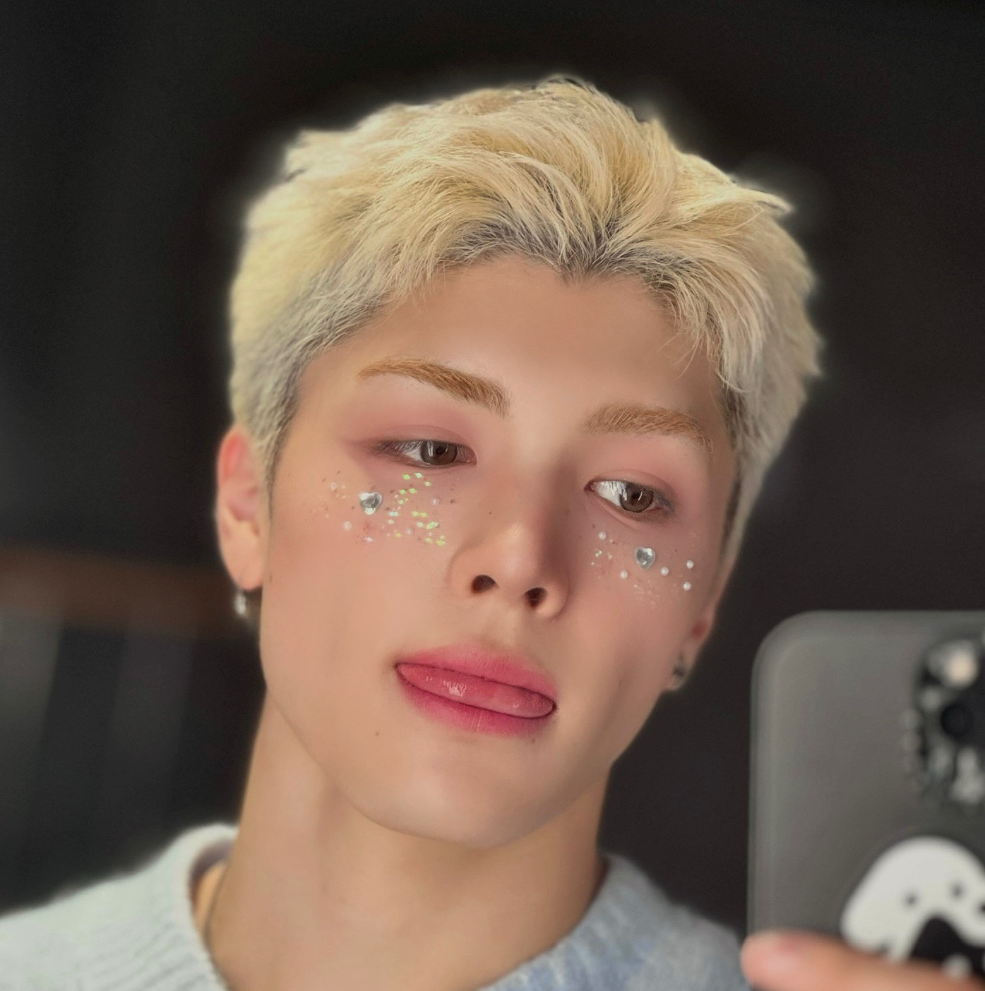 Recent activity shot of Maki (&TEAM)