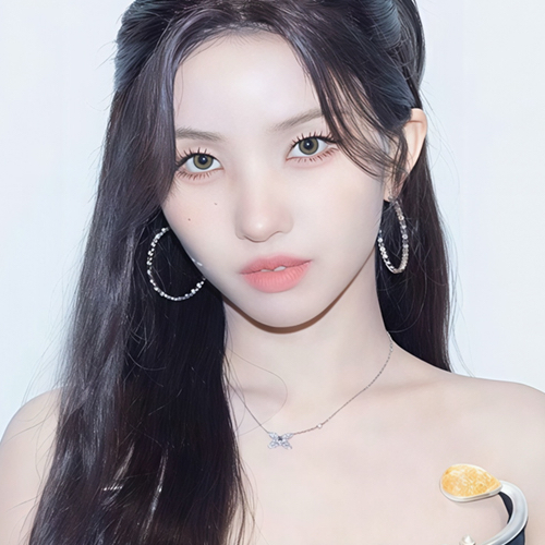 Recent activity shot of Soyeon (i-dle)