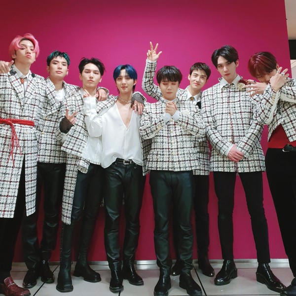 Signature photo of PENTAGON capturing their charm