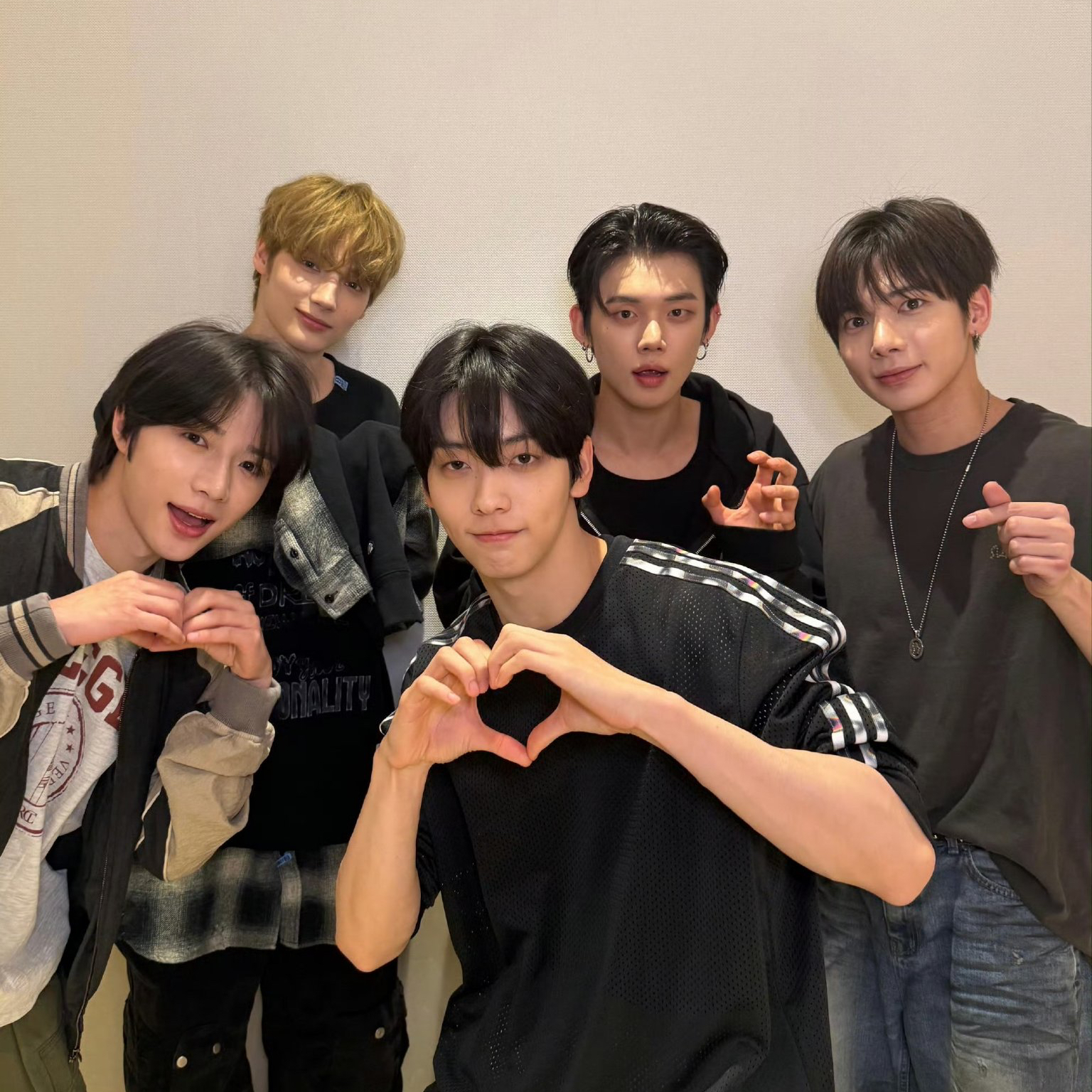 A moment captured by TOMORROW X TOGETHER's fan