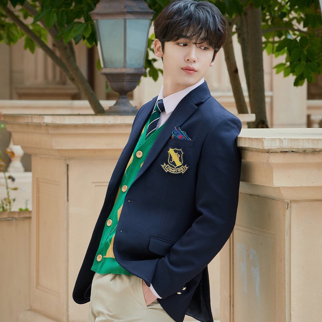 Latest photo of Kim Yohan (WEi)