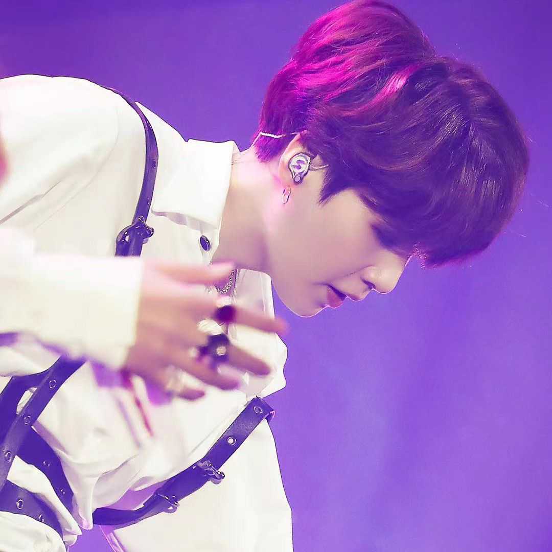 슈가 (방탄소년단) 최근 활동샷