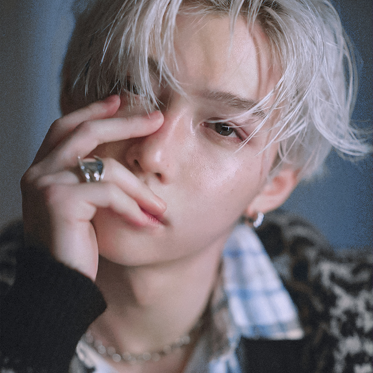 Behind-the-scenes cut of Felix (Stray Kids)