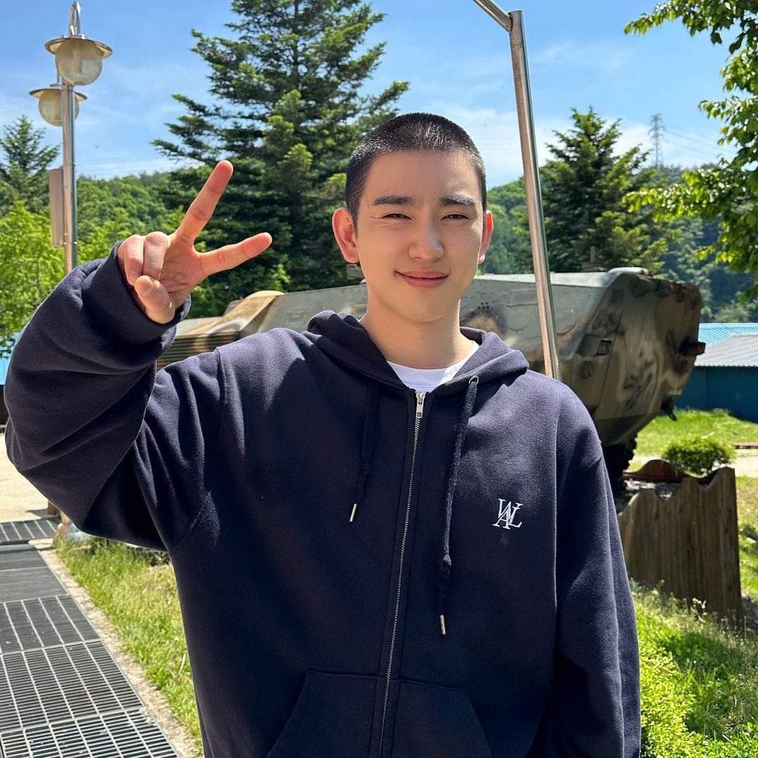 A moment captured by GOT7's fan