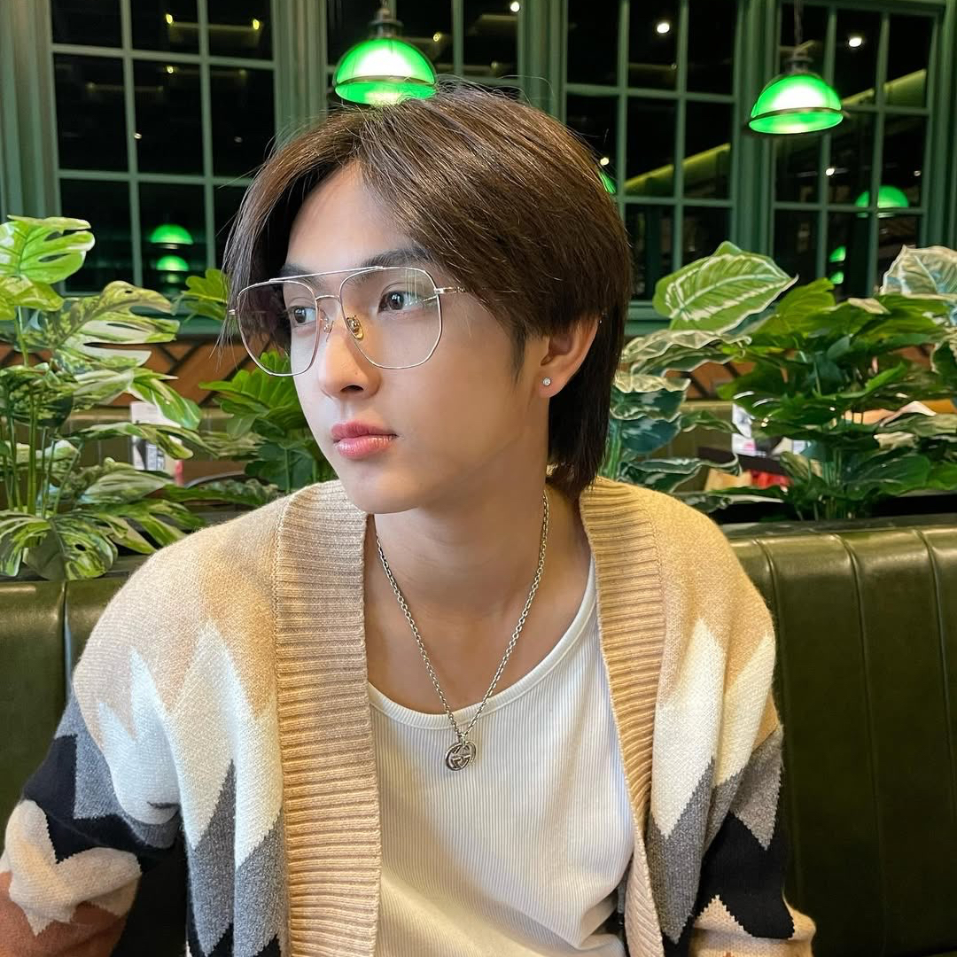 Latest photo of Copper (BUS)