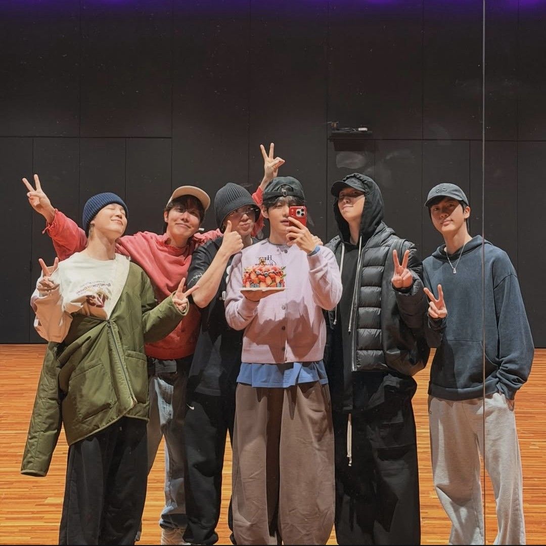 Recent activity shot of V (BTS)