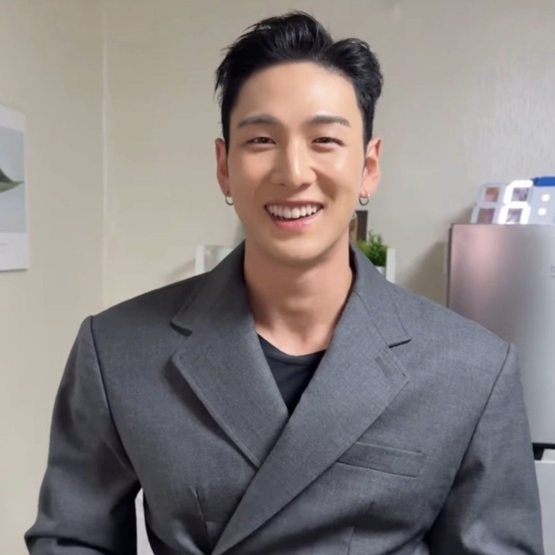 백호의 최신 사진