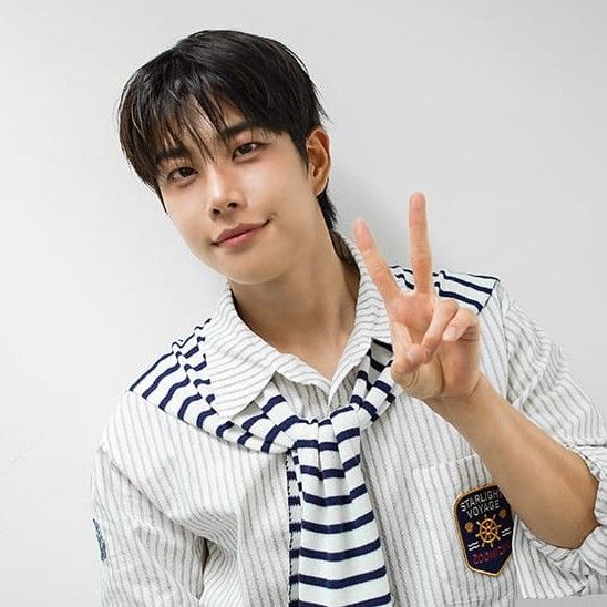 Latest photo of MJ (ASTRO)