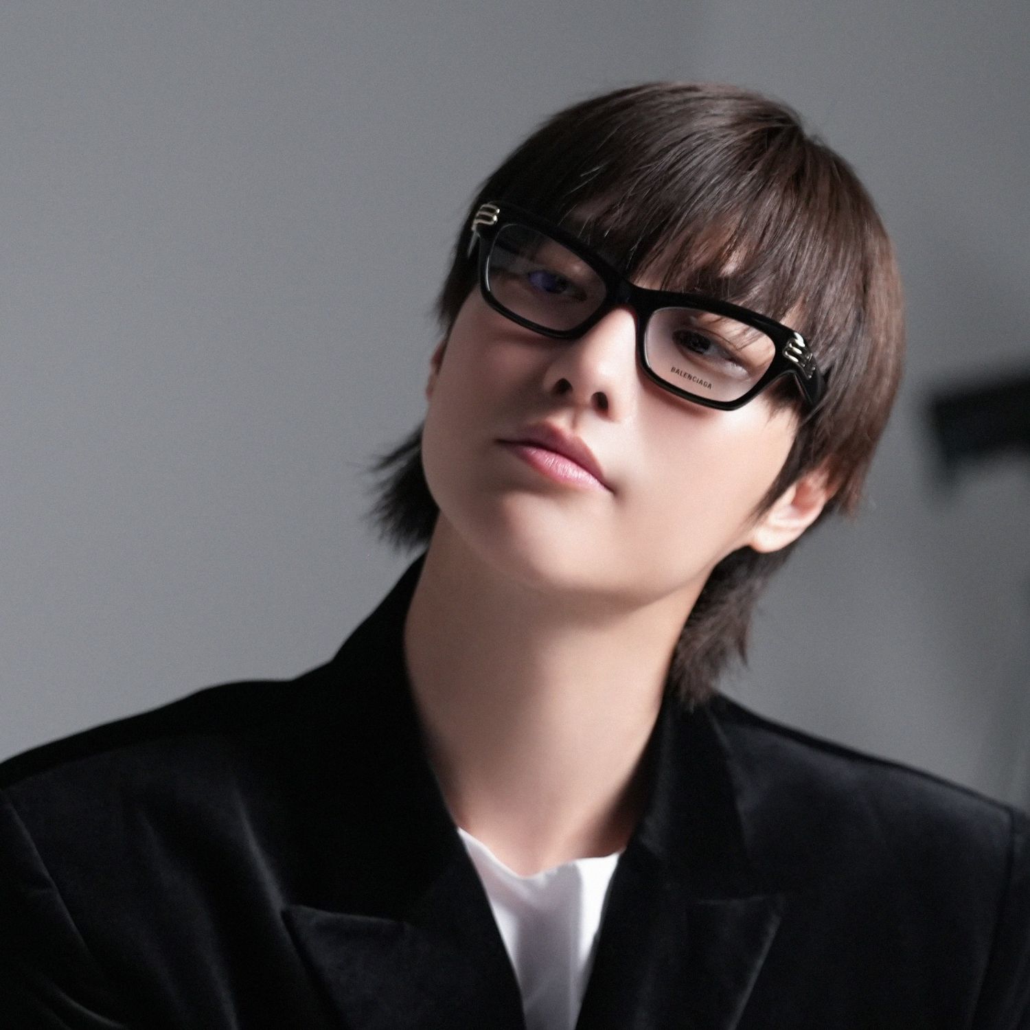 Behind-the-scenes cut of WOODZ