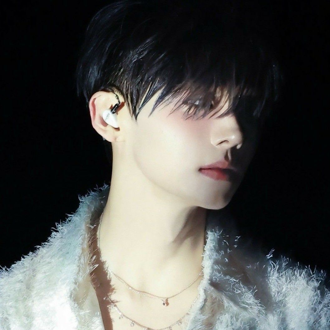 Recent activity shot of Lee Sangwon (ALPHA DRIVE ONE)