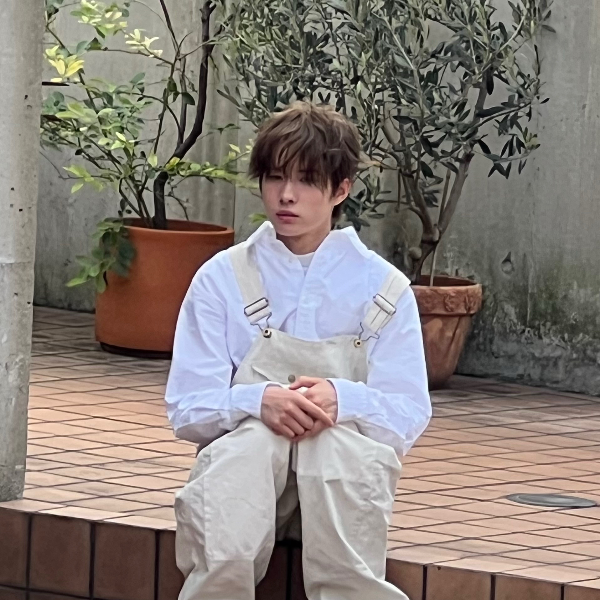 Behind-the-scenes cut of TWS