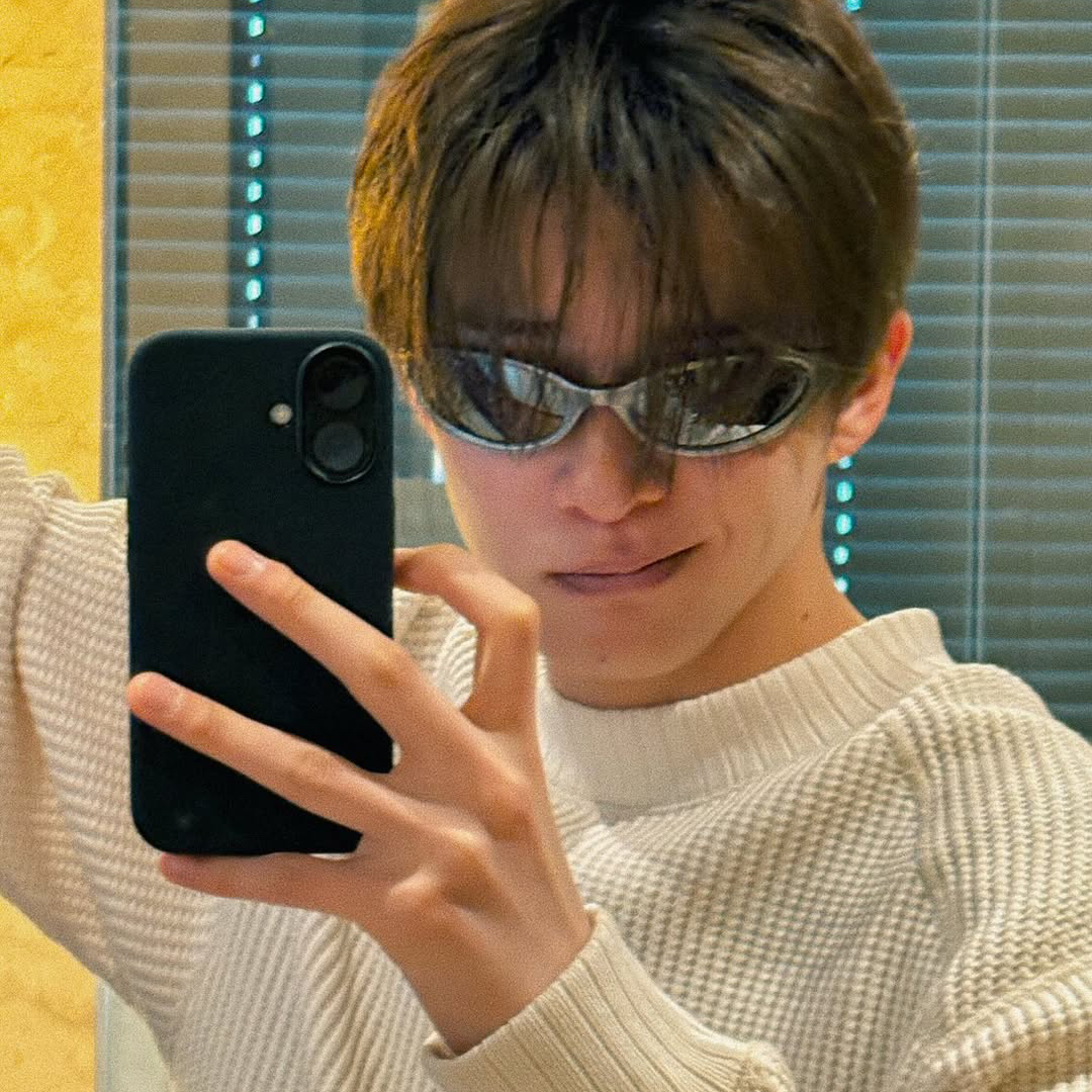 Behind-the-scenes cut of Asahi (TREASURE)