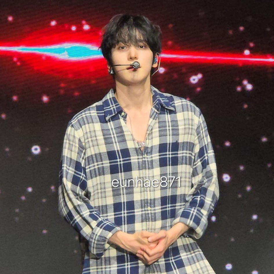 Behind-the-scenes cut of Yunho (ATEEZ)