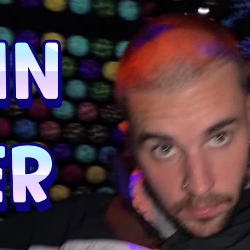 Recent activity shot of Justin Bieber