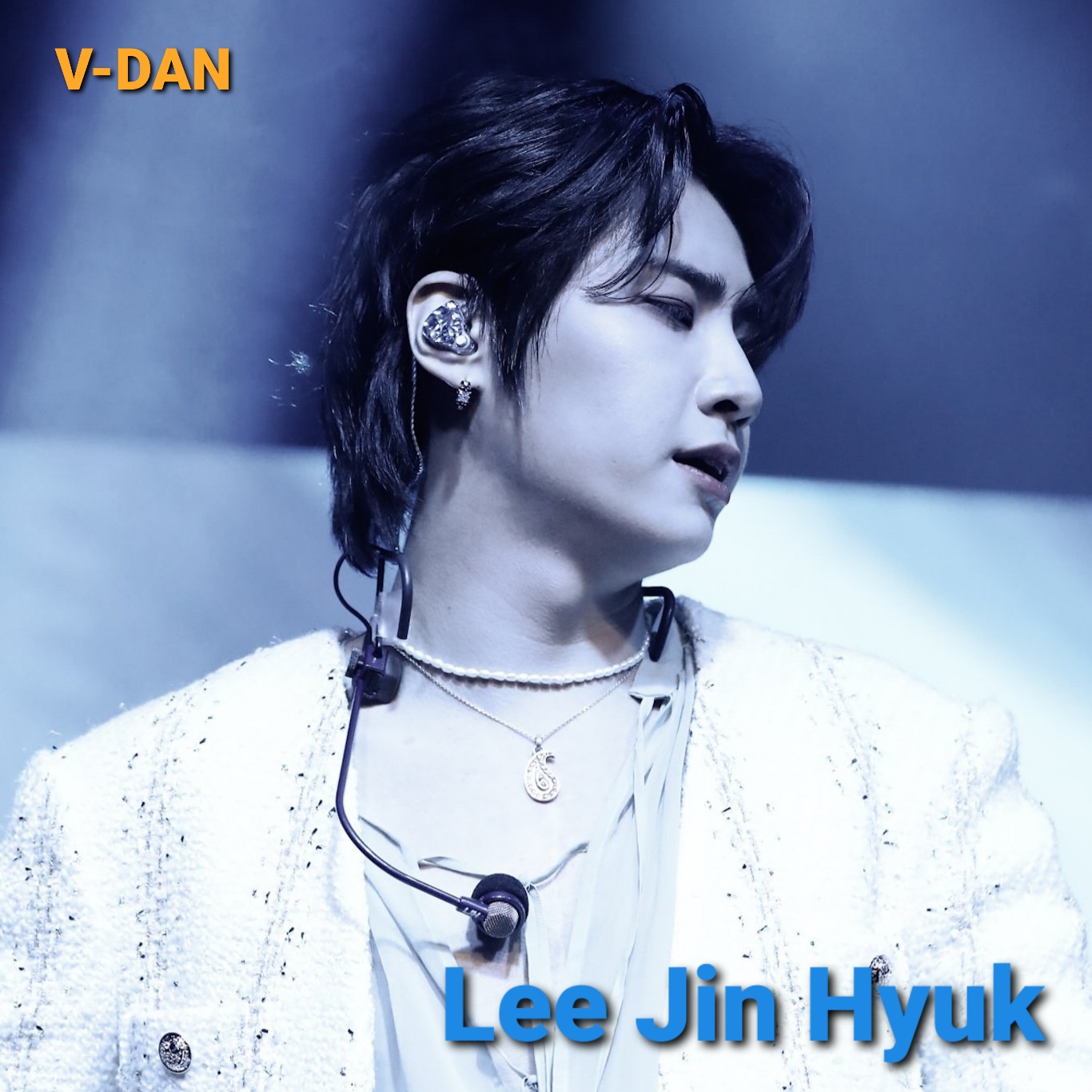 Behind-the-scenes cut of Lee Jinhyuk