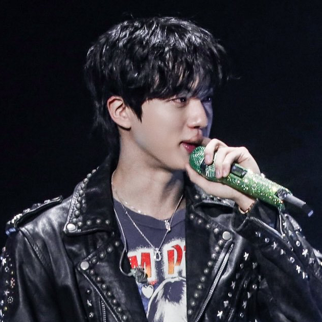 Behind-the-scenes cut of Jin (BTS)