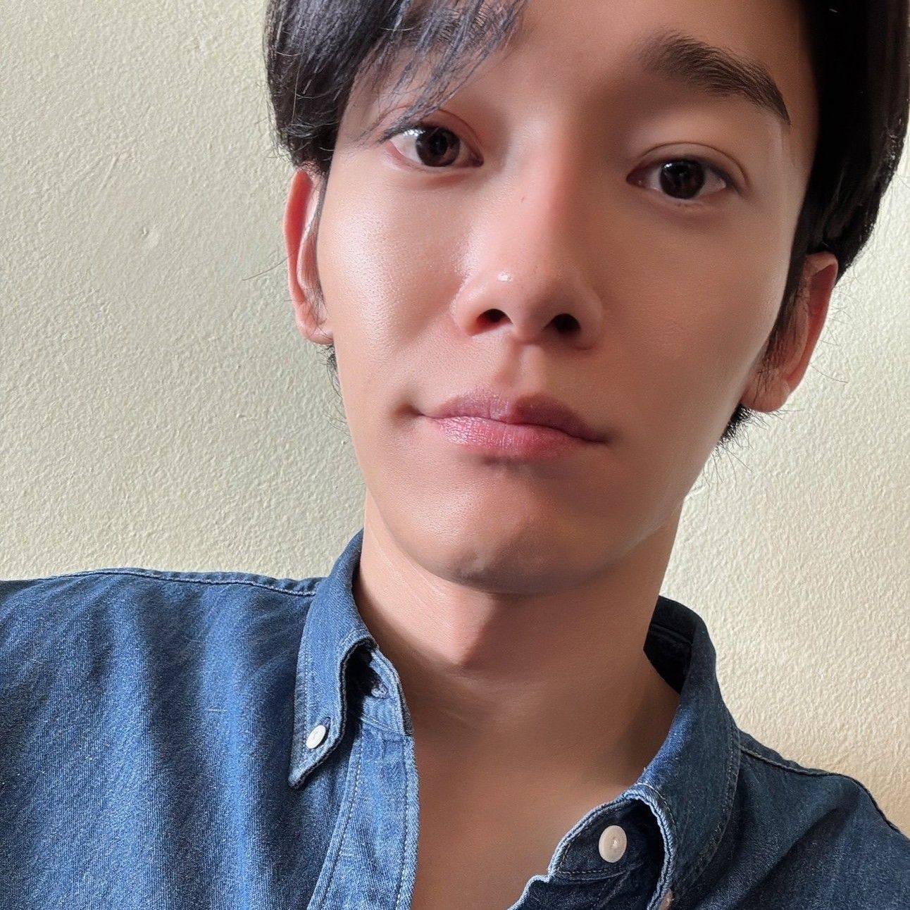 Behind-the-scenes cut of Chen (EXO)