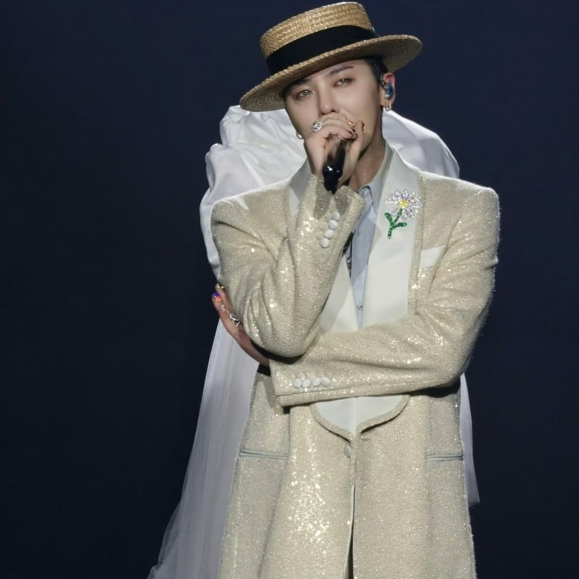 Latest photo of G-DRAGON (BIGBANG)